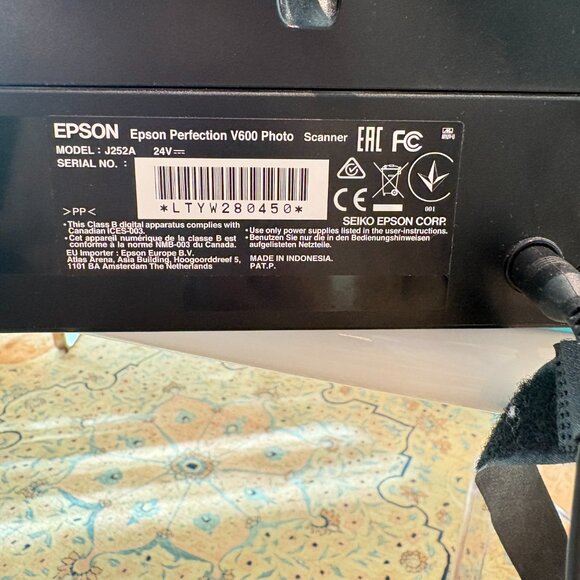 Epson Perfection V600 Refurbished USB Flatbed Photo Scanner - Picture 8 of 8